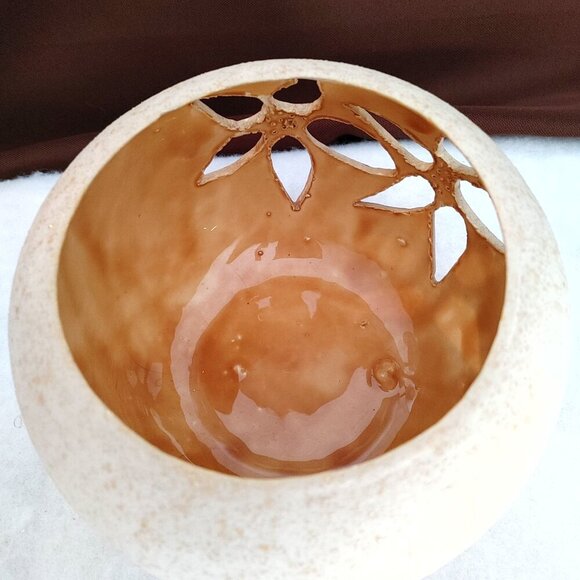 Ivory and Gold Floral Ceramic Vase - Picture 4 of 8